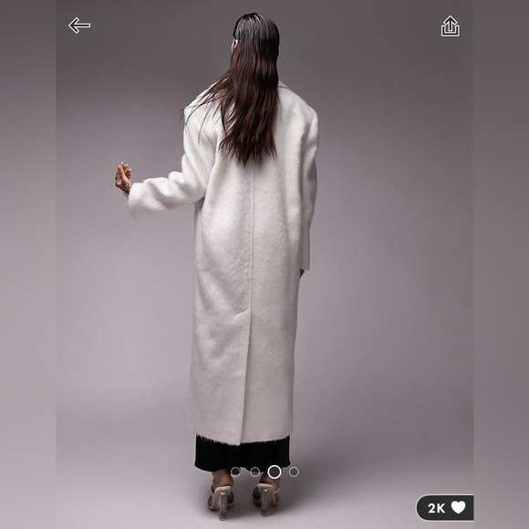 Topshop extreme shoulder brushed overcoat in ivory - Picture 2 of 3
